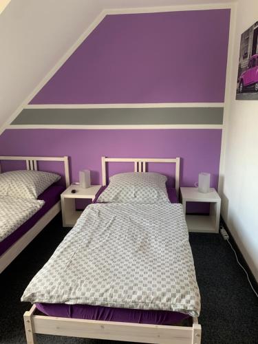 Ένα ή περισσότερα κρεβάτια σε δωμάτιο στο Hotel Zur Schleuse (Garni)