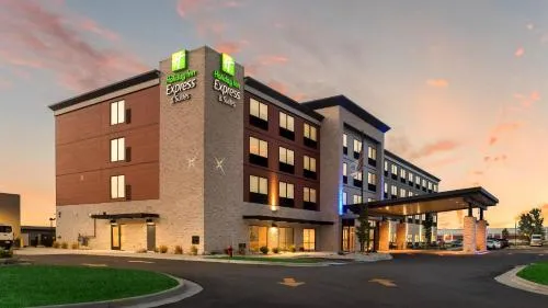 Holiday Inn Express & Suites Racine by IHG in Kenosha