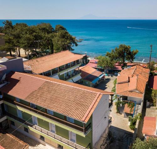 Φωτογραφία από το άλμπουμ του Green Velvet Thassos στο Πευκάρι