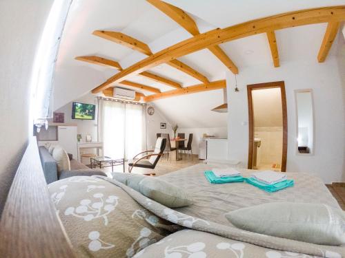 Postel nebo postele na pokoji v ubytování Studio Apartment Karlo