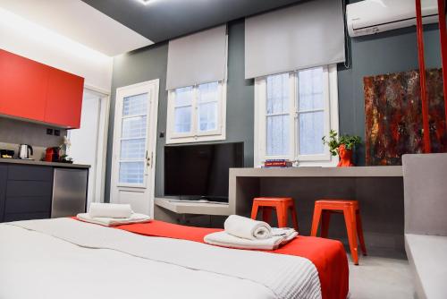 TV a/nebo společenská místnost v ubytování CentraL44 YoLo Casual Suite