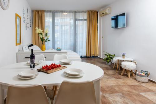 Stylish flat in the TOP centre of Sunny Beach by Flаt Manаger