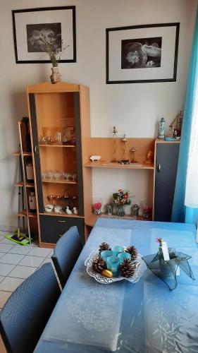 Ένα ή περισσότερα κρεβάτια σε δωμάτιο στο Apartments La Vita e il mare