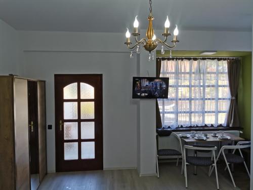 Ambient Deluxe Apartmanにあるテレビまたはエンターテインメントセンター