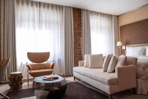 Posezení v ubytování La Réserve Eden au Lac Zurich