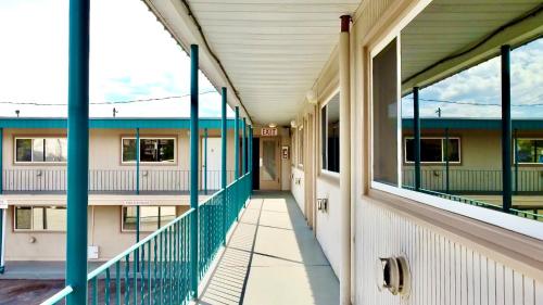 Μπαλκόνι ή βεράντα στο Silver Star Motel