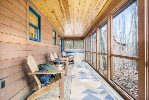 Kingfisher Cove Cabin 27 – Photos 2