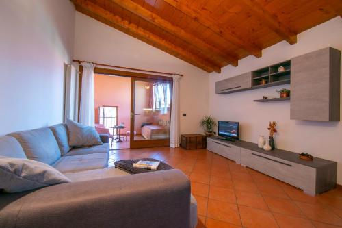 Suna Beach Apartment - Happy Rentals