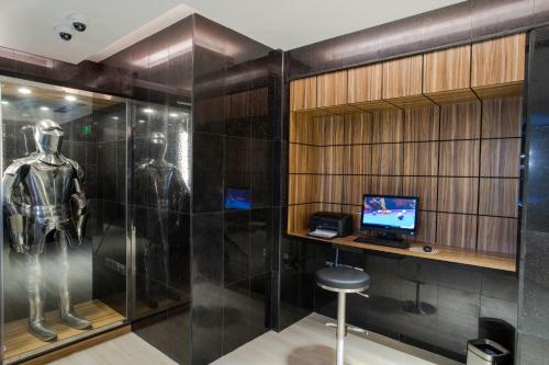 Ett badrum på Y Platinum Hotel