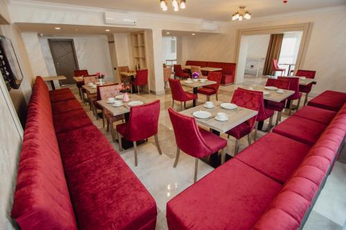 Gallery image of Hotel Kanzler in Batumi