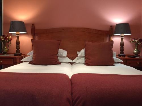 Katil atau katil-katil dalam bilik di The Crown Guest House