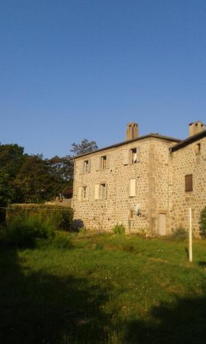 Marcols-les-Eaux的住宿－la maison de tante Jeanne，相簿中的一張相片