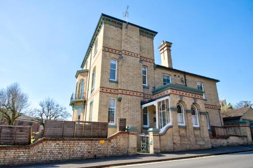 Gallery image of The Lincoln Apartments part of "St Margaret's Lodge" in Lincoln
