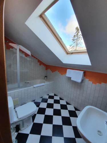 Ein Badezimmer in der Unterkunft Hotel Pils with Self-Check in