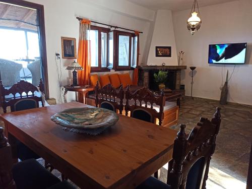Gallery image of Deep Blue Villa at potistika in Potistika