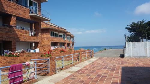 Gallery image of Apartamentos Zenit Mar in Noja