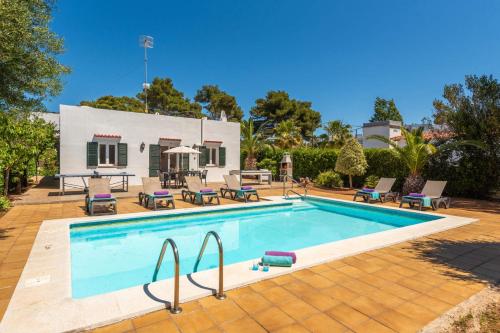 Gallery image of Chalet tranquilo y acogedor a 50 metros de la playa in Cala Blanca