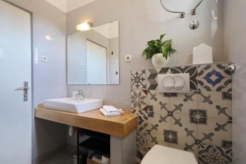 Vonios kambarys apgyvendinimo įstaigoje Lovely Rita's Sibenik - apartment city center