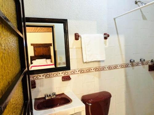 Un baño de HOTEL CASA D'LINA CENTRO