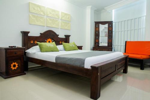 Ένα ή περισσότερα κρεβάτια σε δωμάτιο στο Ayenda 1315 Candiac