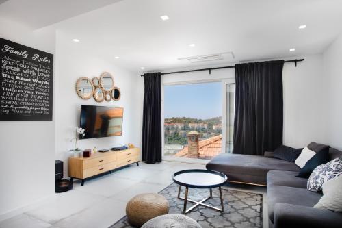 Apartment Eni Dubrovnik - Quiet Area & Parking