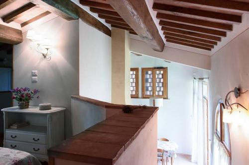 Gallery image of Casa Il Corbezzolo in Borgo storico in Gambassi Terme