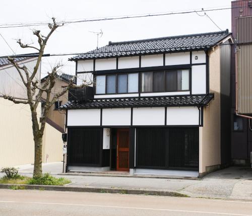 Higashiyama Tomarigi