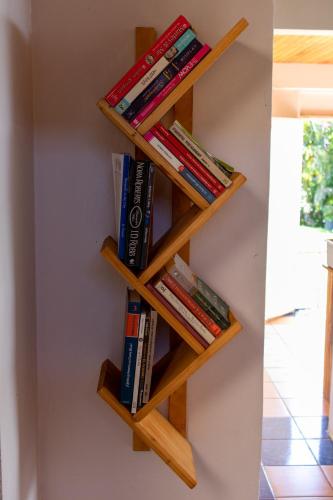 Biblioteca en el hostal o pensión