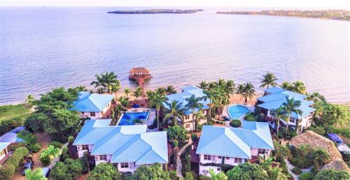 Gallery image of Chabil Mar Villas - Guest Exclusive Boutique Resort in Placencia Village
