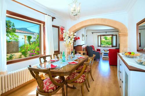 Villa Tomeu by Sealand Villas