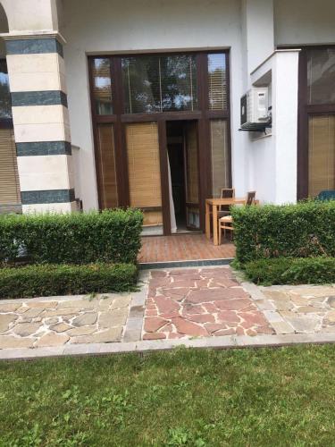 Gallery image of private apartments in Emerald in Ravda