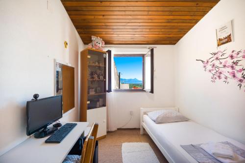 Gallery image of Holiday house Jogo in Selca