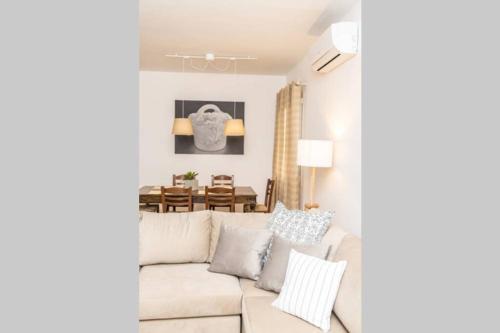 Fotografie z fotogalerie ubytování Marble Art Villas v destinaci Pánormos