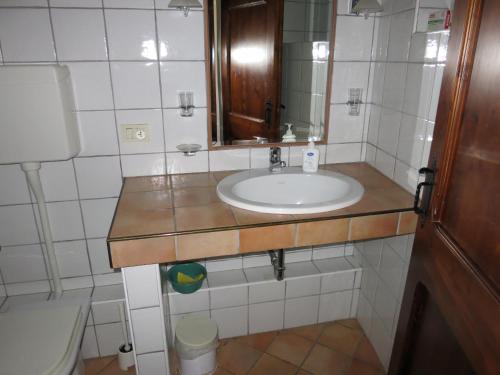 Bilik mandi di Agriturismo Colle del Lupo
