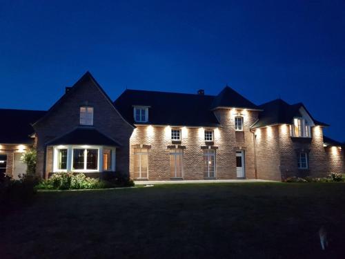 Photo de la galerie de l'établissement LA CHARMERAIE, à Arrest