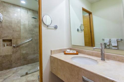 Ένα μπάνιο στο Hotel Parador de Alcalá