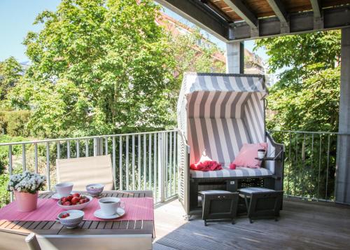 Ein Balkon oder eine Terrasse in der Unterkunft Haus Vier Jahreszeiten