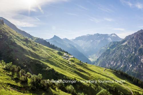 a view of a valley in the mountains at Ferienwohnung Düns4 in Düns
