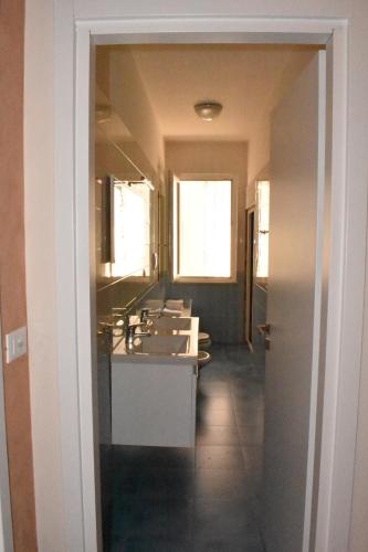 Φωτογραφία από το άλμπουμ του Garda Fantasy Apartment - JACUZZI στο Ντεζεντσάνο ντελ Γκάρντα