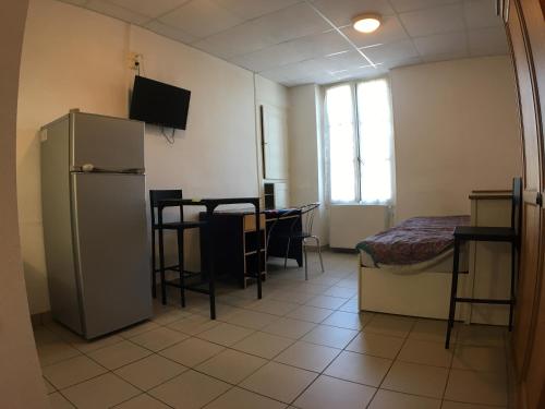 Gallery image of Appartement meublé n°3 - 15 min Dampierre - 25 min Belleville - WIFI in Gien