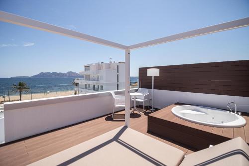 Gallery image of Cabot Hobby Club Apartments in Port de Pollensa