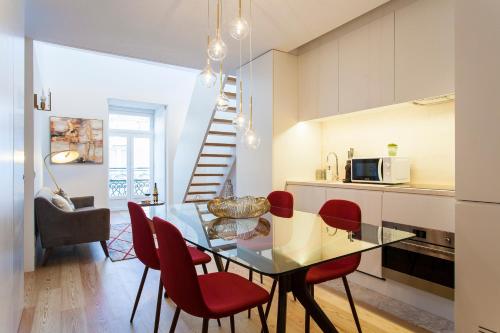 Crucifixo Duplex Apartment with Terrace