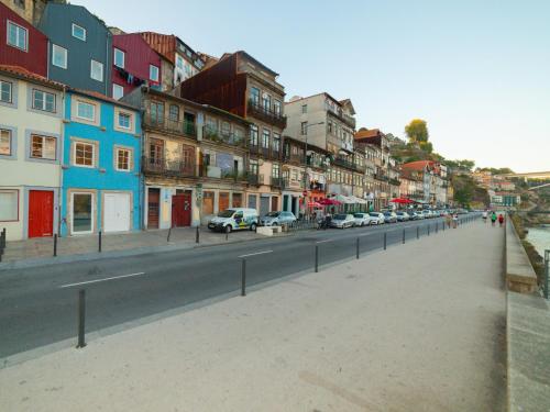 Ponte D Luis I Apartments