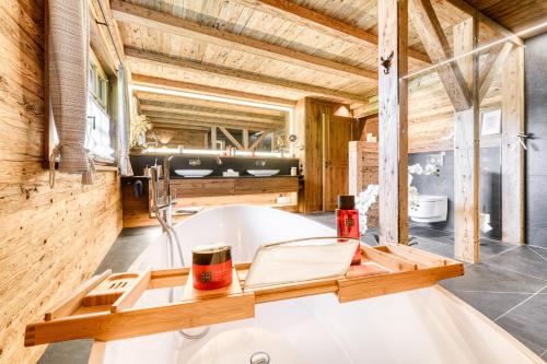 Koupelna v ubytování Penthouse im Chalet GM by A-Appartments
