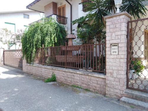 Το κτήριο όπου στεγάζεται  ο ξενώνας