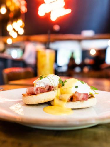 Comida en el hotel o alrededores