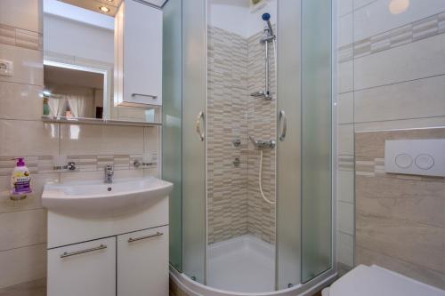 Ένα μπάνιο στο Apartmani Nadalina