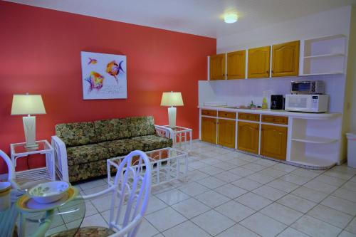 Gallery image of Aruba Quality Apartments & Suites in Palm-Eagle Beach