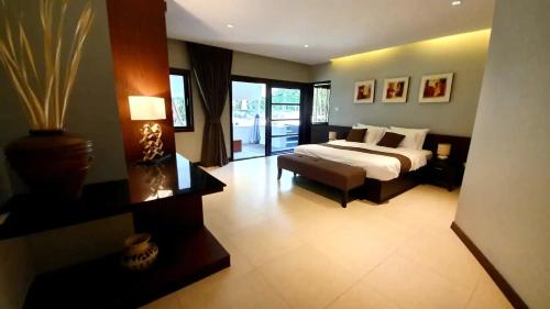 Gallery image of Azaya Luxury 4 Bedrooms Pool Villa in Chiang Mai