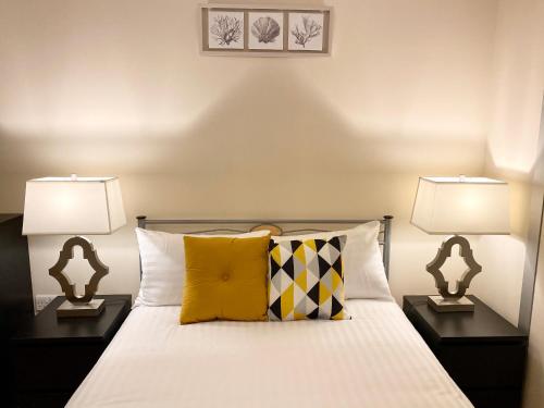 Ένα ή περισσότερα κρεβάτια σε δωμάτιο στο Smartrips Apartments - The Hub